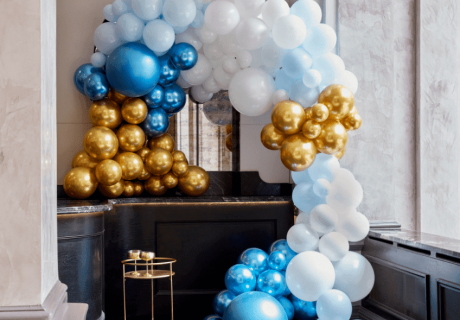 Ballongirlanden lassen sich an vielen Stellen einsetzen, um deine Gäste zu faszinieren