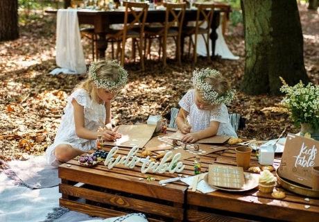 Hochzeiten im Herbst kollidieren weniger wahrscheinlich mit dem Familienurlaub
